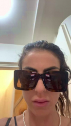 Crystal9898 webcam model stream image