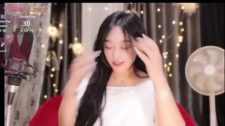 Missy_Nana21 webcam model stream image