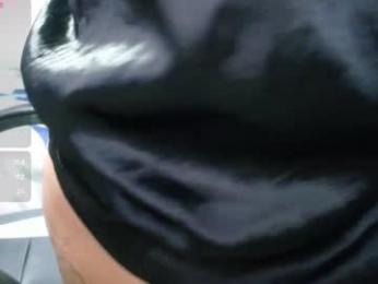 curvybigass_ webcam model stream image