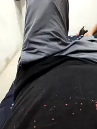 Village_aunty12 webcam model stream image