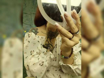 Mari_Gold webcam model stream image