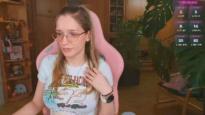 LunaNicole webcam model stream image