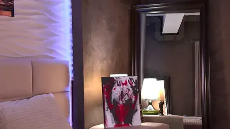 AriWild webcam model stream image