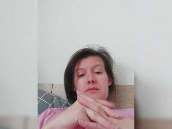 -COVID-19- webcam bongacams model stream image