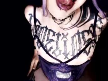 cybertrouble_ webcam model stream image