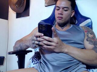 Lucifer Starr webcam flirt4free model stream image