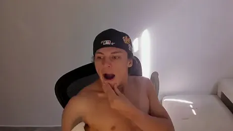 laurent_nova webcam model stream image