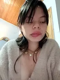 _Isabella-7 webcam stripchat model stream image