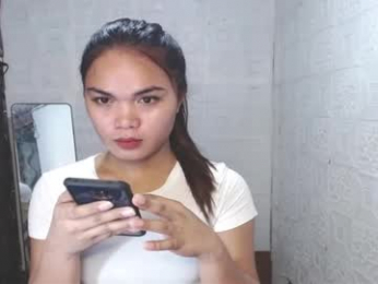 queen_arnie4utsxxx webcam model stream image