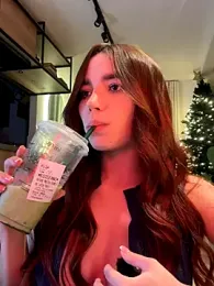 carolynnetrujillo webcam stripchat model stream image