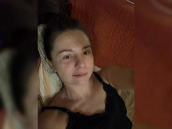 HelgaLeo webcam model stream image