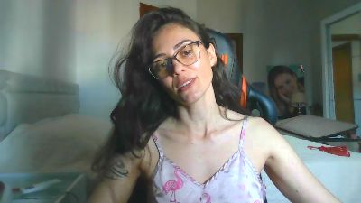 INTHETOILET webcam model stream image