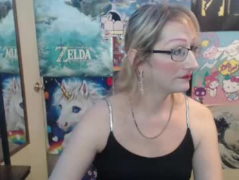 savanah_banana webcam model stream image