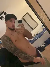 Darius_Flt webcam stripchat model stream image