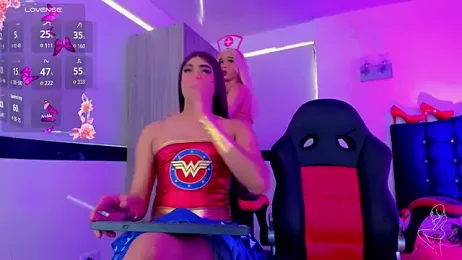 Hellen_moons__ webcam model stream image