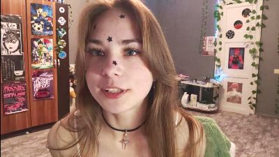 KiraAlvarran webcam model stream image
