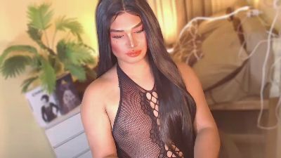 Urgoddess_Kiera webcam model stream image