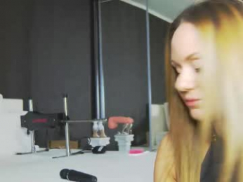 hefner_girl webcam model stream image