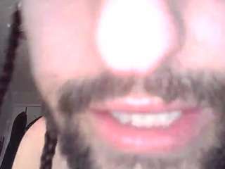 damagedacousticslast943 webcam model stream image