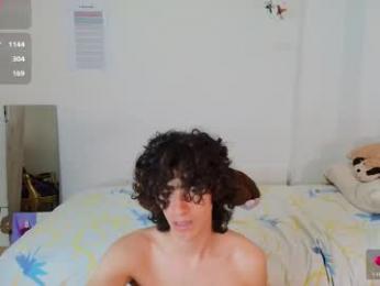 lucas_xo webcam model stream image