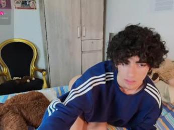 lucas_xo webcam model stream image