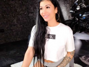 -BABAYAGA- webcam model stream image