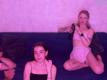 Maliinaa webcam model stream image