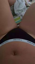 Flowerpower1 webcam model stream image