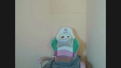 Cammila_horn webcam cam4 model stream image