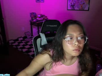 creamy_asian1 webcam model stream image