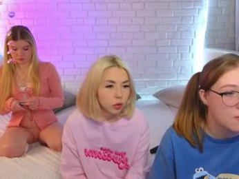 _ramune_ webcam model stream image