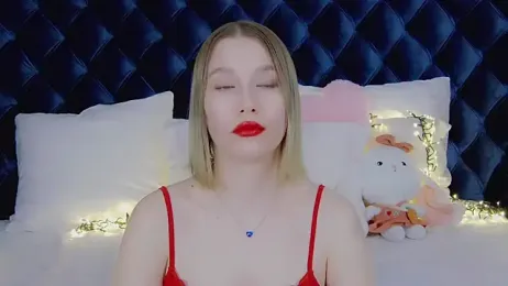 LiliLinn webcam model stream image