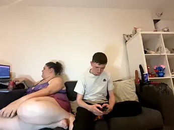 curvy_crystal webcam model stream image