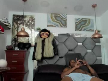 king_fitt_ webcam model stream image