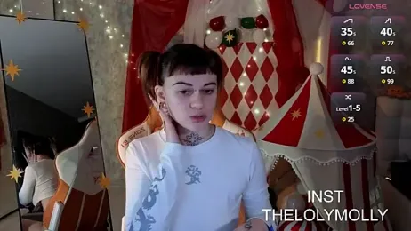 LolyMolli webcam model stream image