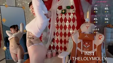 LolyMolli webcam model stream image