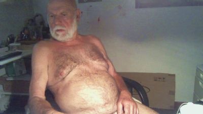 Seniorhengst webcam cam4 model stream image