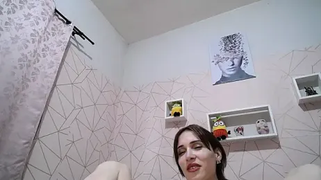 Irresistible24 webcam model stream image