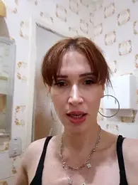 Irresistible24 webcam model stream image