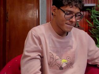 Ban Sonder webcam model stream image