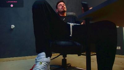 EnzzoRace webcam model stream image