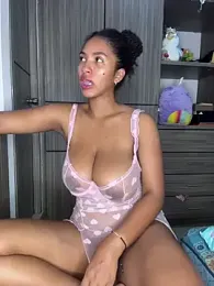 Mia_sweet80 webcam model stream image