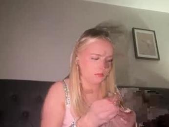 hopetwitty webcam model stream image