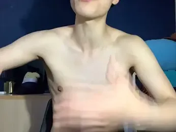 hoppyhops webcam stripchat model stream image