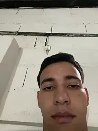 novin19_ webcam model stream image