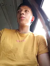 _DAEMON_666 webcam model stream image