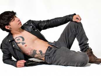 ArthurKross webcam model stream image