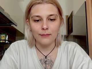 ellabloom webcam model stream image