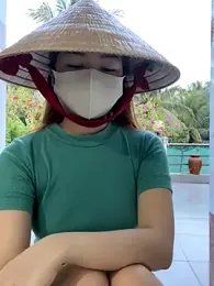 BabyThree_ webcam model stream image