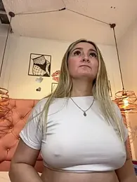 antonella87 webcam stripchat model stream image